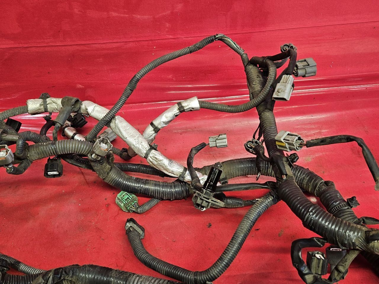 2011-2014 Nissan Juke 1.6L 2WD Auto Trans MR16DDT Engine Block Wiring Harness