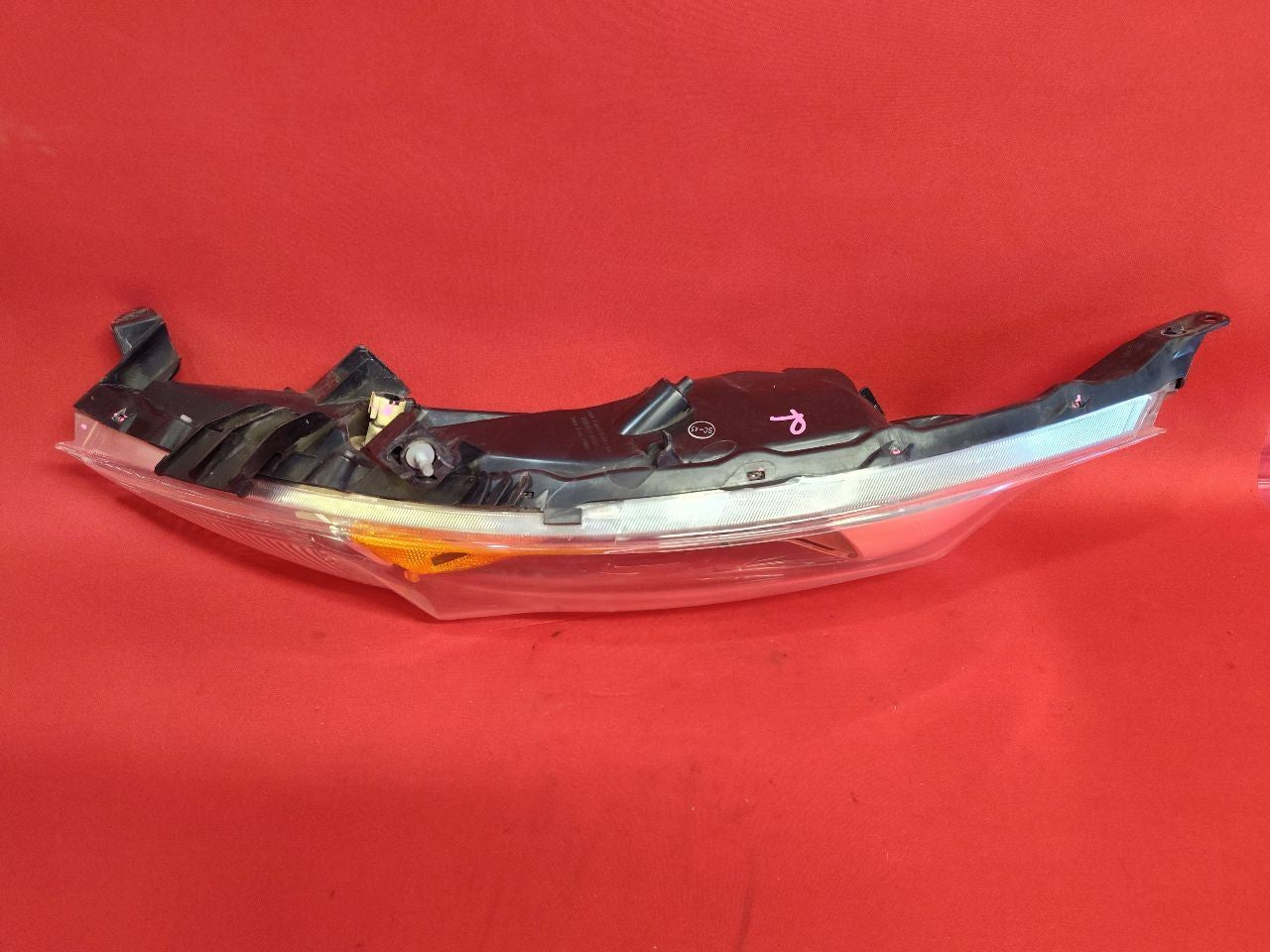 2011-2014 Nissan Juke RIGHT PASSENGER Headlight Turn Signal Combination Lamp