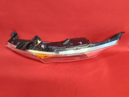 2011-2014 Nissan Juke RIGHT PASSENGER Headlight Turn Signal Combination Lamp