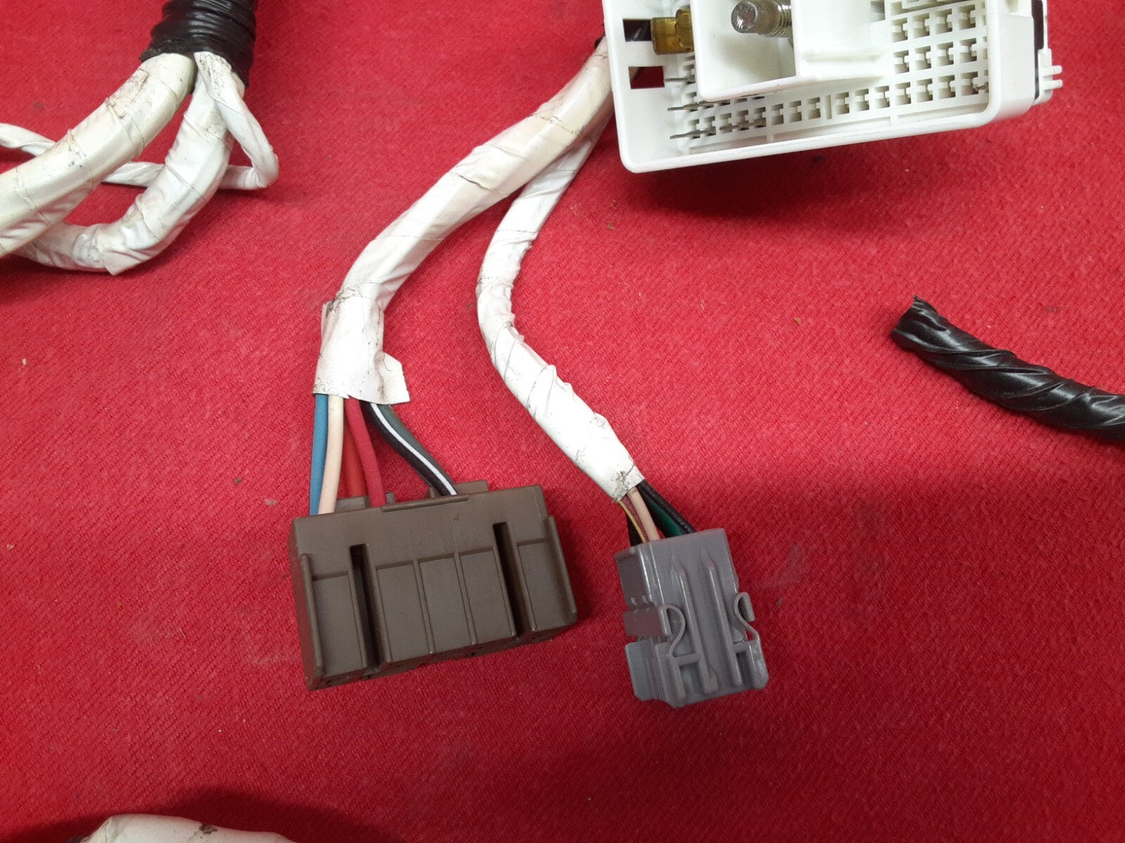 2000 2001 2002 2003 2004 Subaru Legacy Outback SEDAN Dash Fuse Box PIGTAIL WIRES