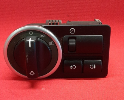 2003-2006 Range Rover HSE Headlight Lamp Switch YUD000161PUY