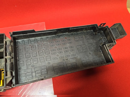 2008 Jeep Commander Grand Cherokee 3.7L V6 Engine Fuse Box Junction Block