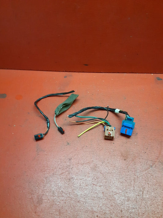 2002 Cadillac Escalade Map Console Assembly-Roof W/ Climate Pigtails 15056835