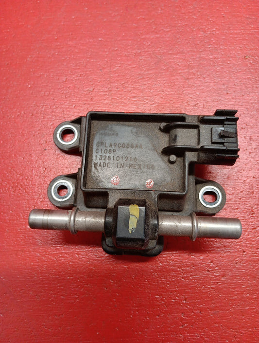 2013-2017 Land Rover Range Rover 5.0L Fuel Pressure Sensor CPLA-9C086-AA
