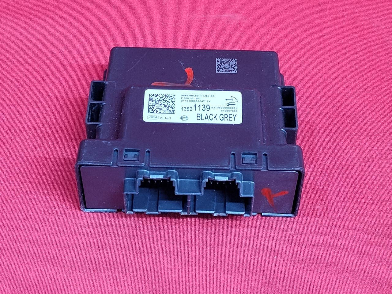 Chevrolet Buick GMC Serial Data Gateway Chassis Control Module 13521139