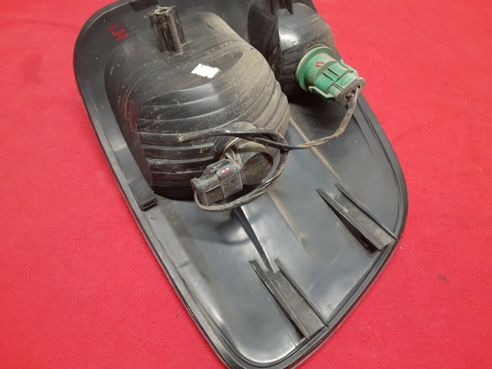 2000 2001 2002 2003 Ford F-150 F150 King Ranch LEFT DRIVER Tail Light Lamp