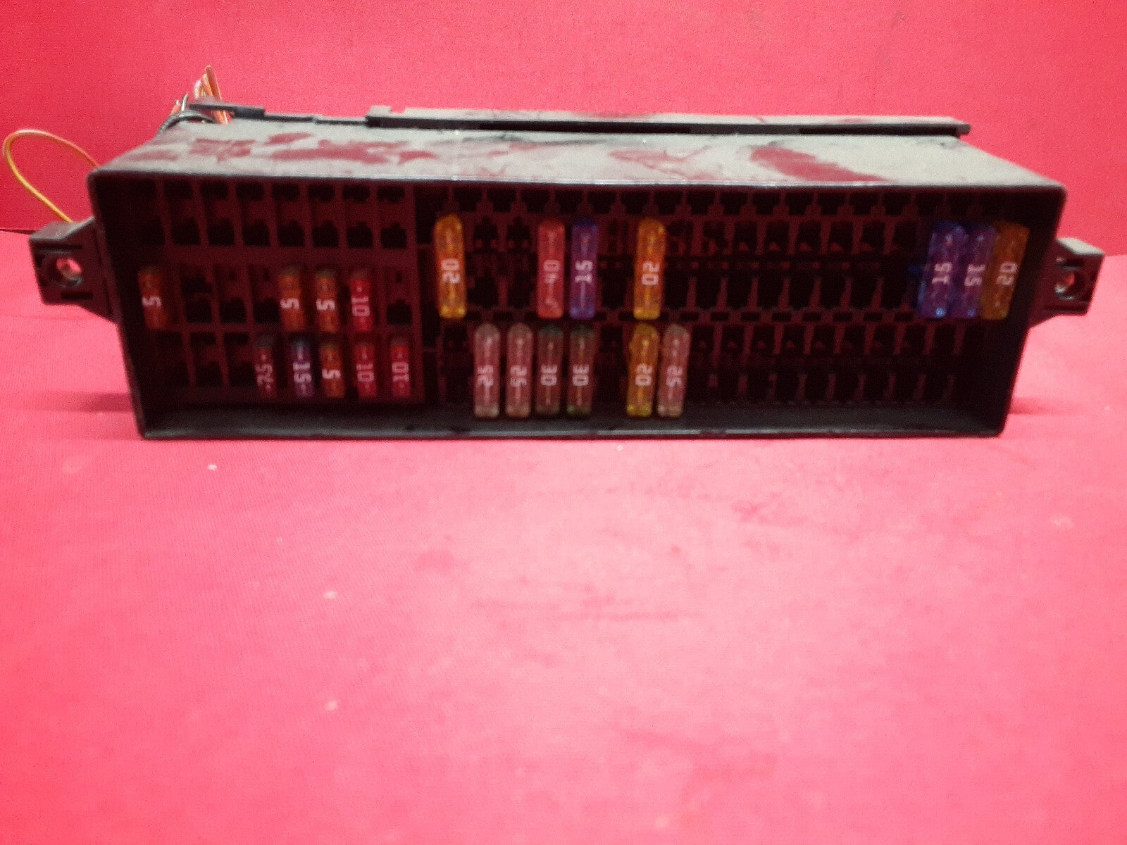 2009 - 2011 VW Volkswagen Tiguan Passenger Compartment Fuse Box 1T1-937-615-B