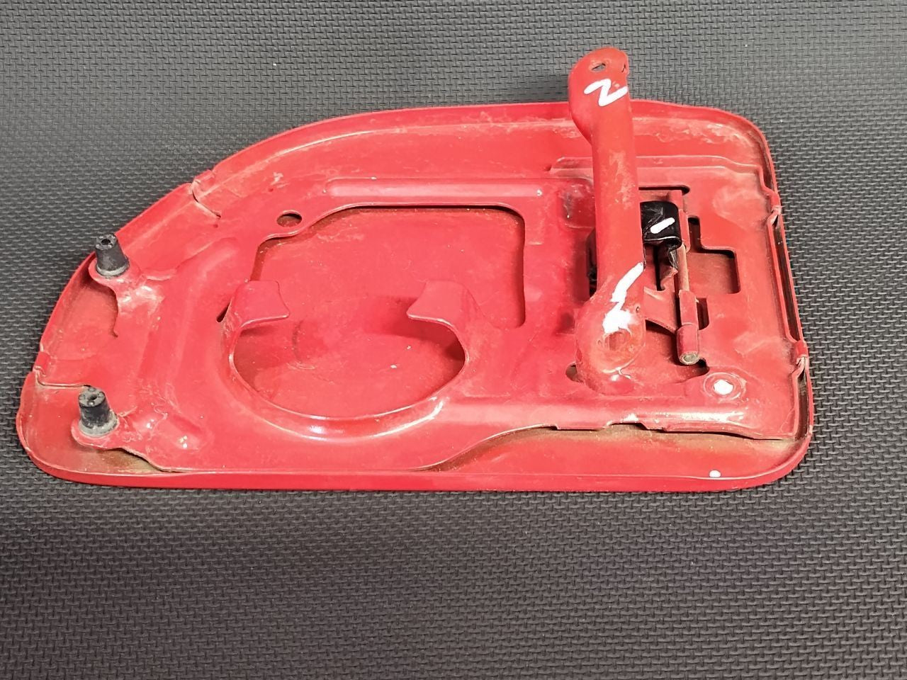 2005-2008 Nissan Xterra Gas Fuel Filler Door Lid A20 Code Red Alert Paint