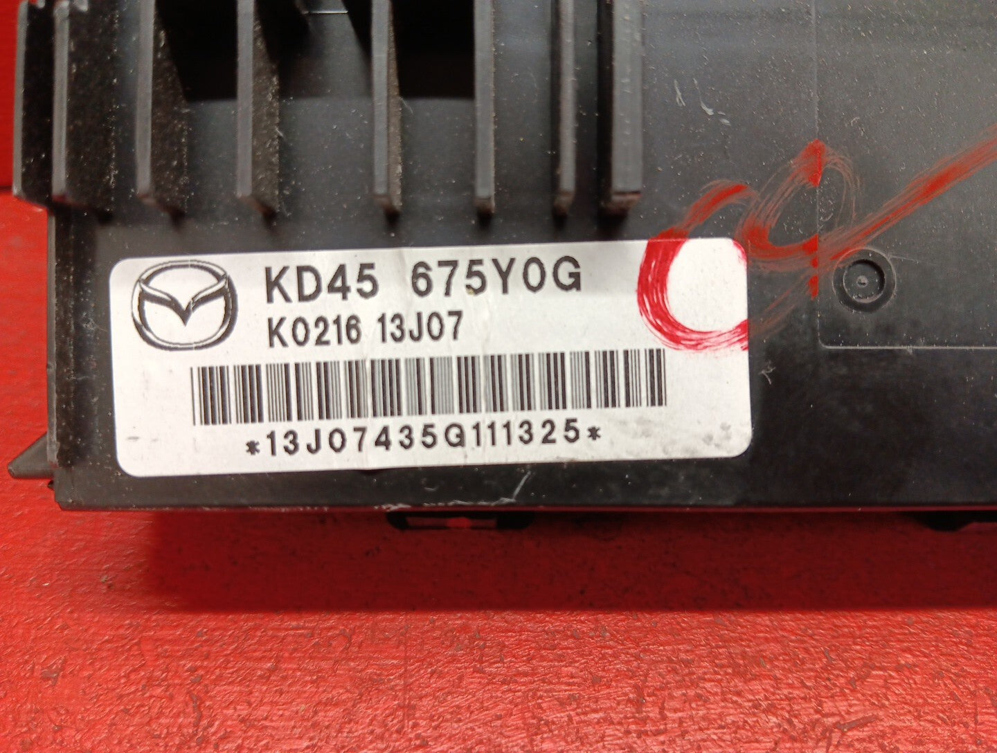 2014 - 2016 Mazda 3 Rear Body BCM Relay Controller Module KD45-67-5Y0G