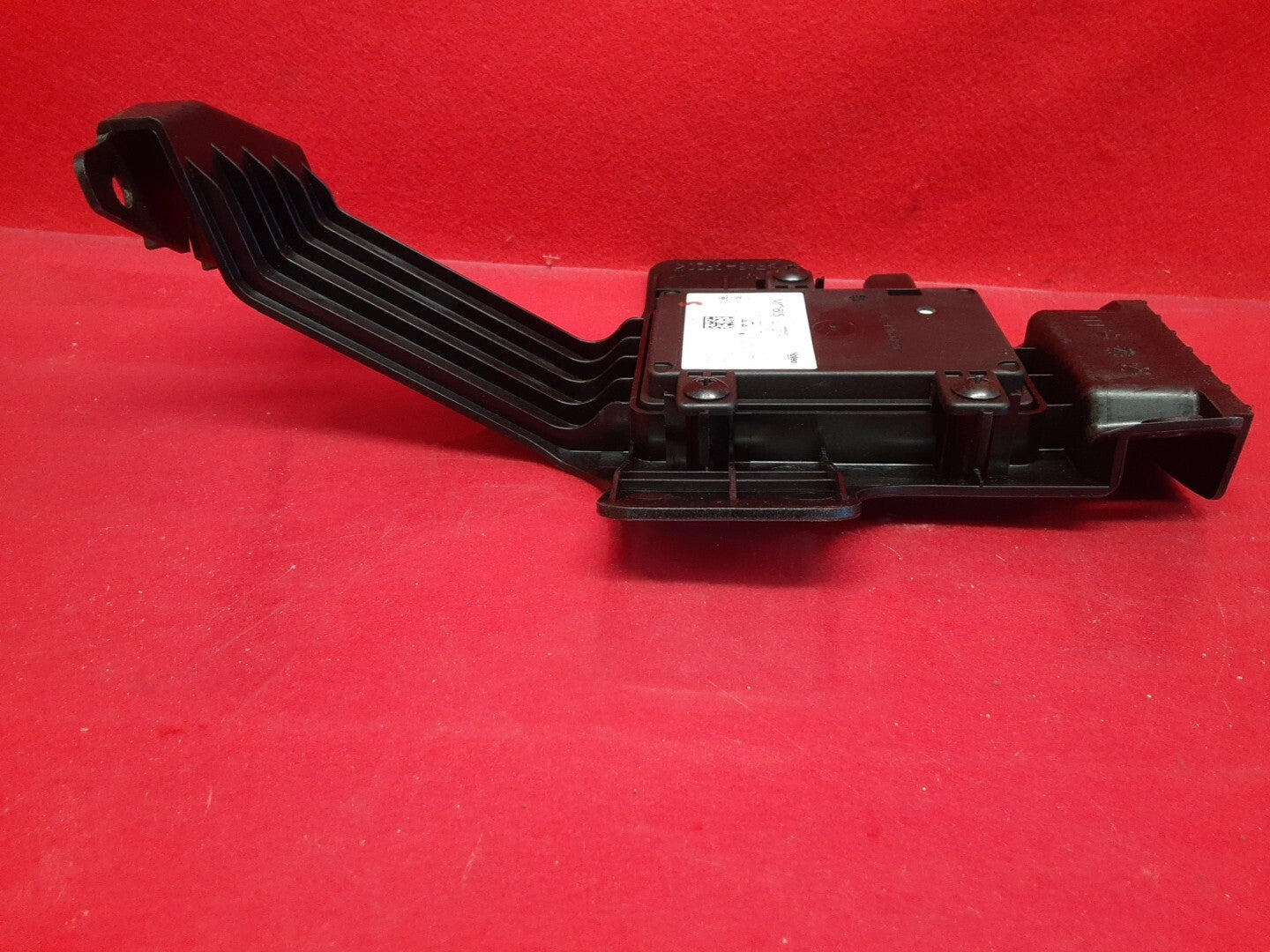 2016 - 2018 Kia Optima REAR LEFT DRIVER Side Blind Spot Alert Unit 95811-D4001