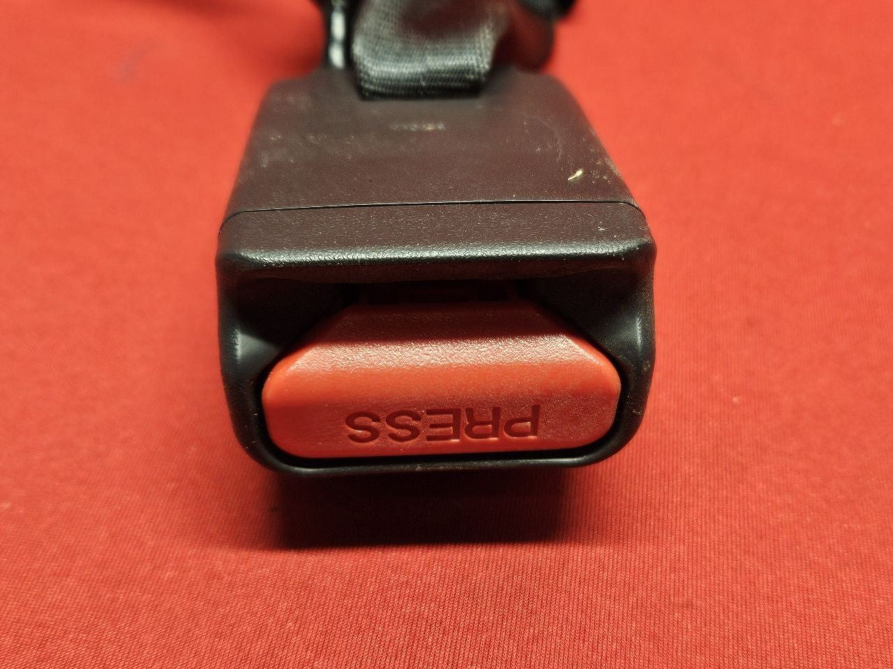 2022-2024 Mitsubishi Outlander 3rd THIRD Row LEFT or RIGHT Seat Belt Buckle