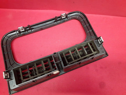 2001 - 2004 Jeep Grand Cherokee Instrument Panel Radio Vent Bezel  55116479AB