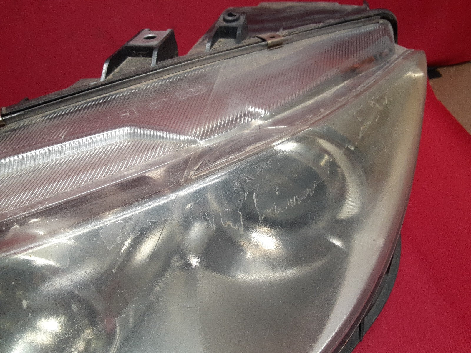 2003 - 2005 Mazda 6 LEFT DRIVER Headlight Lamp Assembly GK2A-51-0L0E