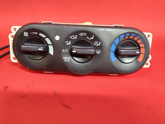 2001-2004 Mazda Tribute 01-07 Escape / Mariner HVAC Climate Control w/ AC