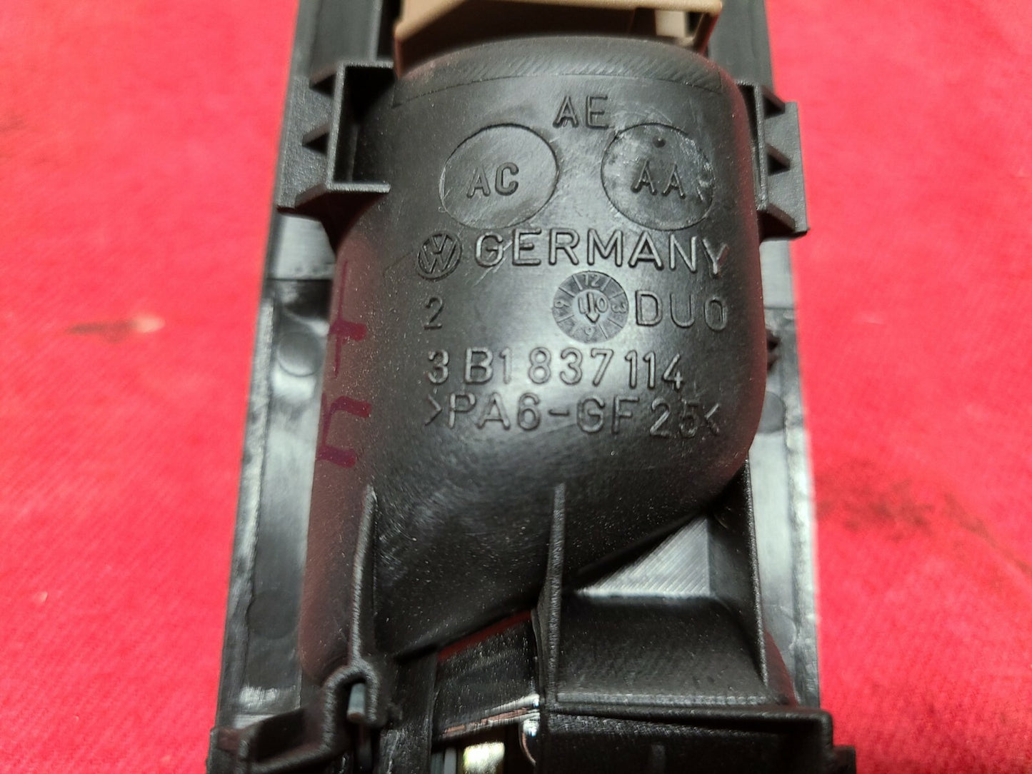 1998 - 2005 Volkswagen Passat - Front Right Interior Door Handle - 3B1837114