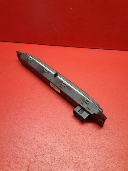 2005 2006 2007 Land Rover LR3 Hazard Switch Lock Switch Assembly YUL500450WUX