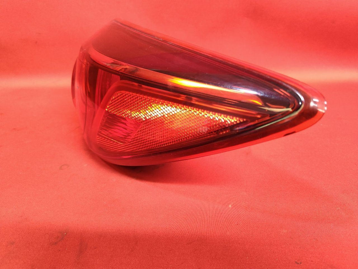 2014-2018 Mazda3 HATCHBACK Right Passenger Outer Tail Light JAPAN + HALOGEN