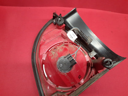 2008 - 2012 Chevy Chevrolet Malibu RIGHT OUTER Tail Light Lamp on Body 20914364