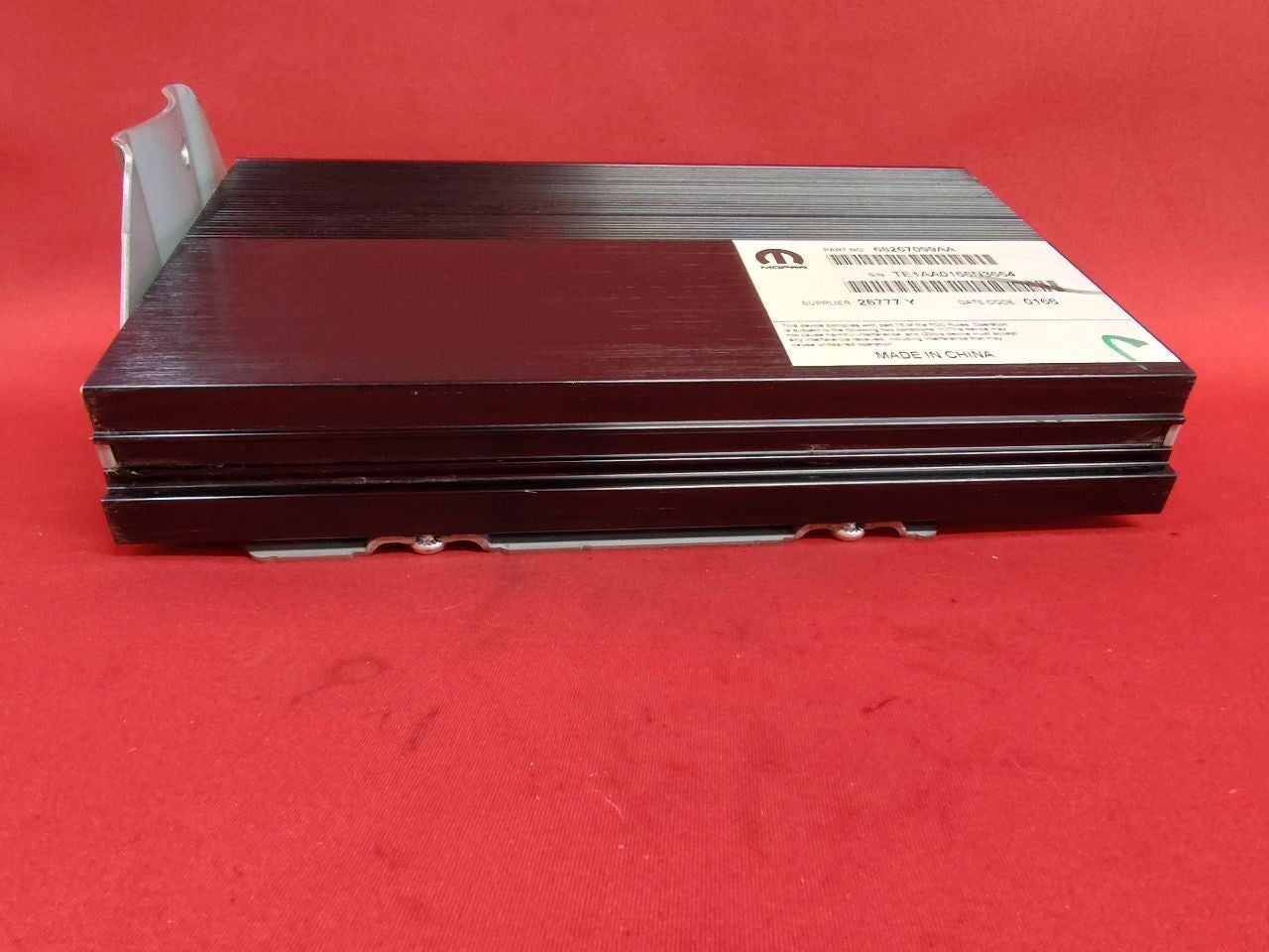 2013-2024 Dodge Ram 1500 / 13-18 Ram 2500 3500 Radio Stereo Mopar Amplifier