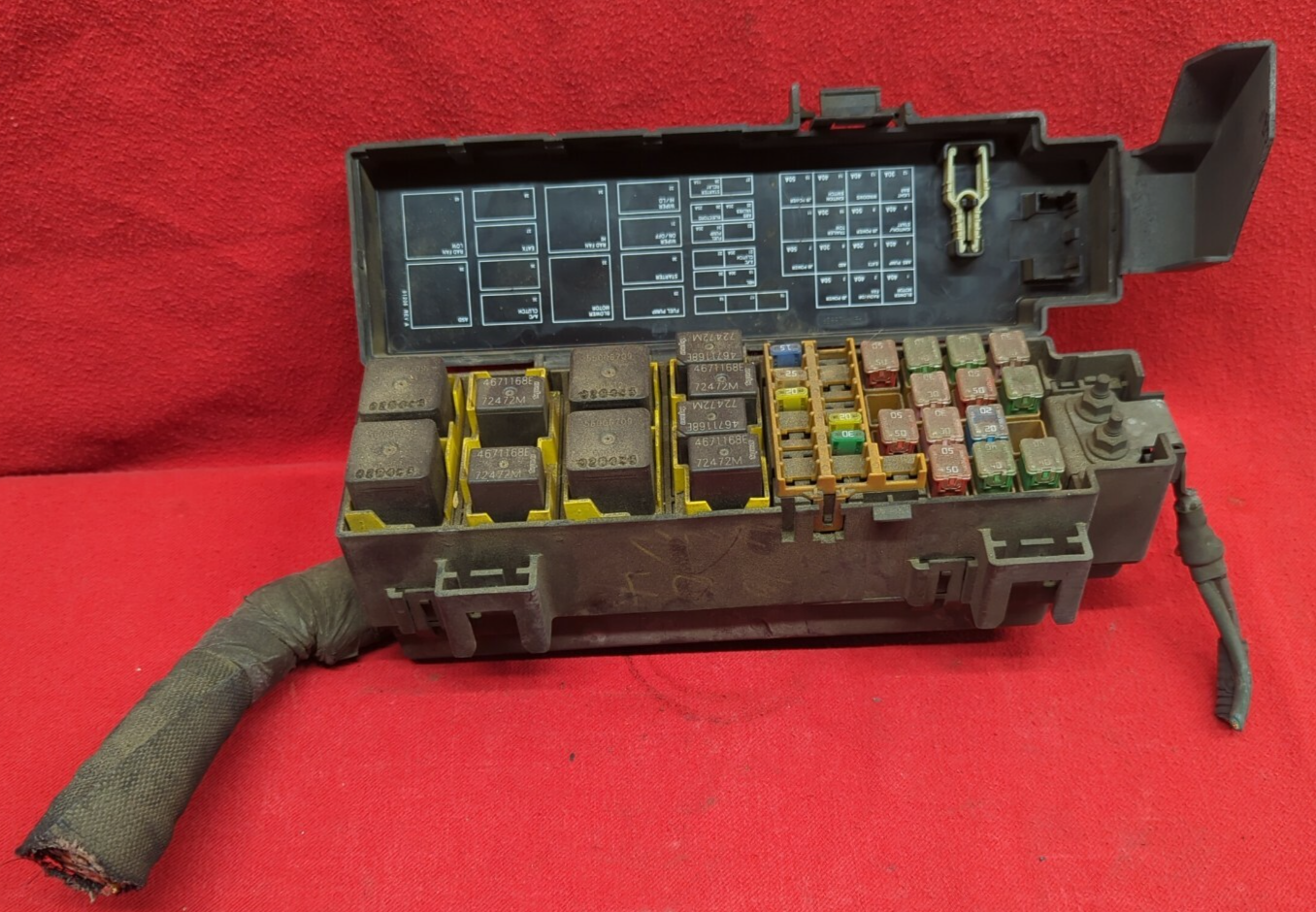 2004 Jeep Liberty Headlamp to Dash Wiring Fuse Box Relay Junction Block 