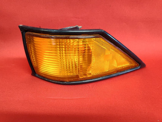 1988-1994 Buick Regal Custom Gran Sport Limited LEFT DRIVER Corner Light Lamp