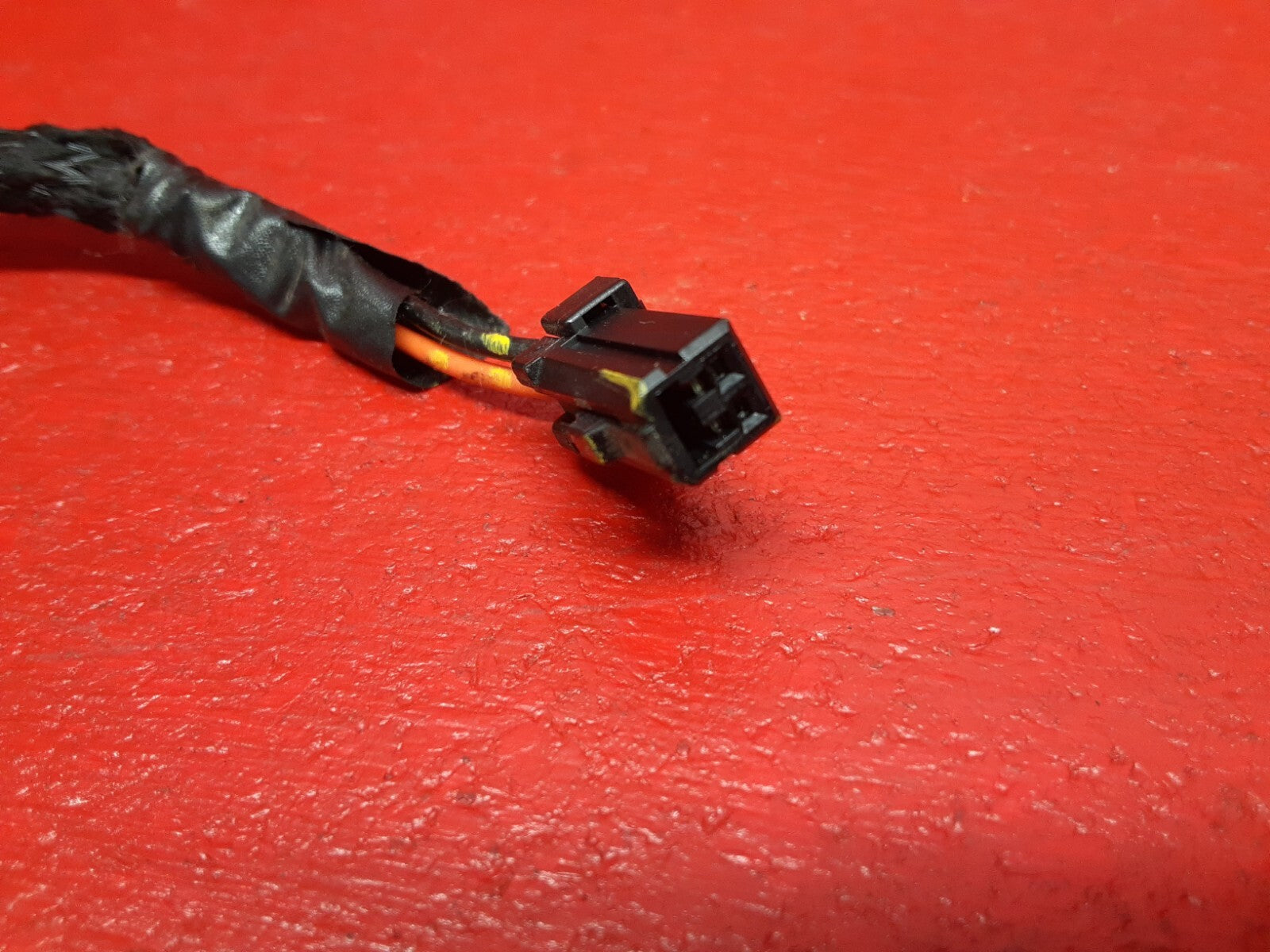 2001 - 2003 Dodge Durango LOWER Center Dash Ash Tray Power Outlet PIGTAILS ONLY