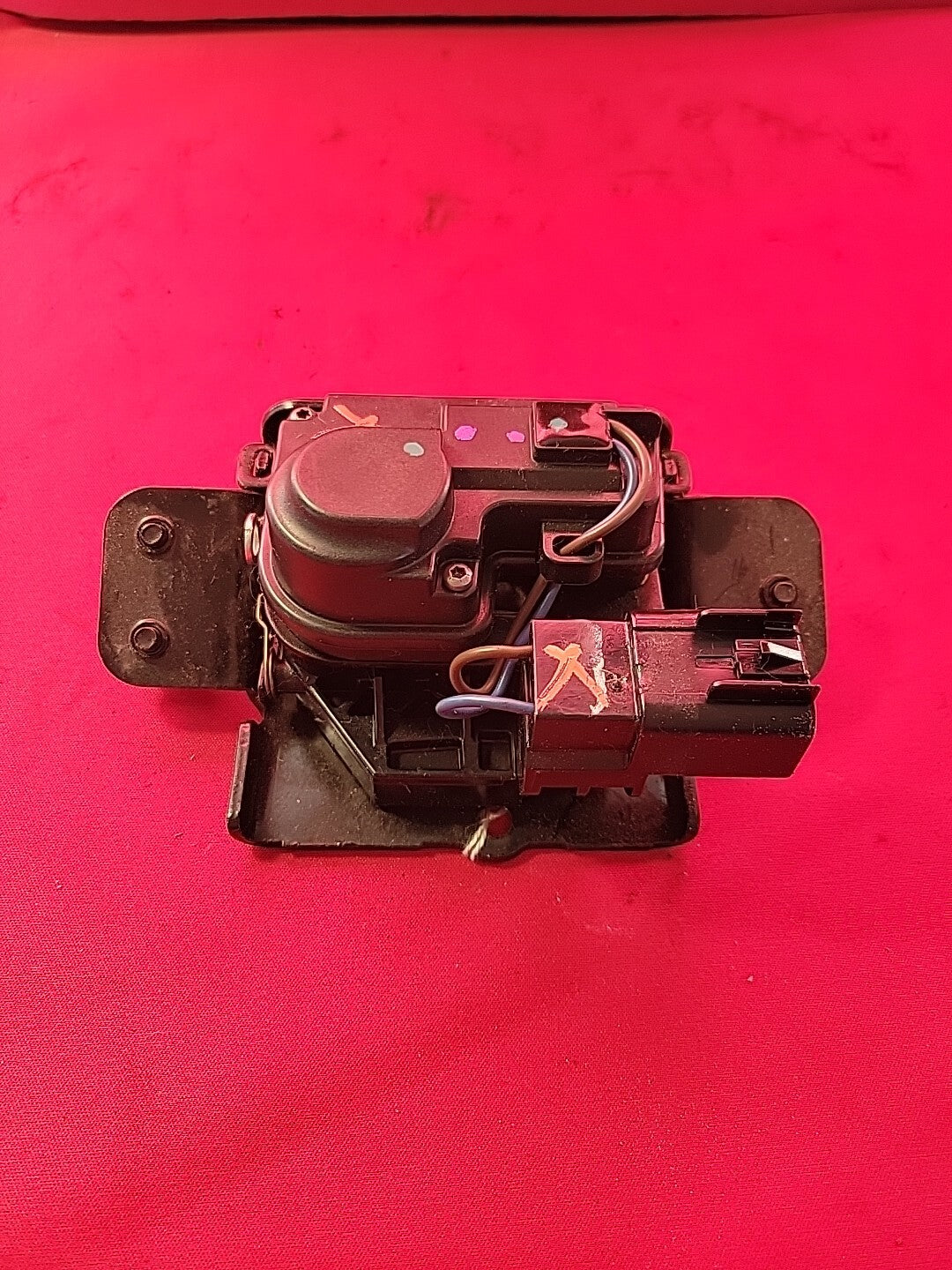 2006-2017 Chevy Buick GMC Cadillac Liftgate Hatch Latch Lock Actuator 13584872