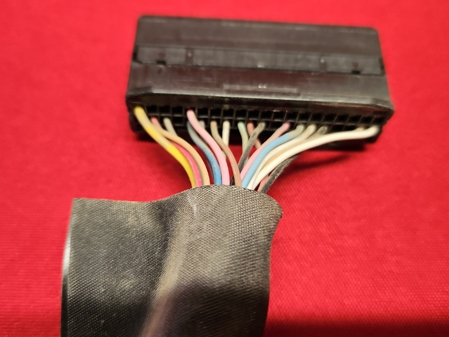 2011-2013 Toyota Tundra 4WD Transfer Case Control Module - PIGTAIL WIRES ONLY
