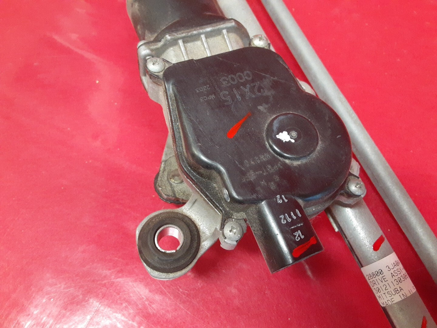 2013-2020 Infiniti JX35 QX60 Front Windshield Wiper Motor Unit