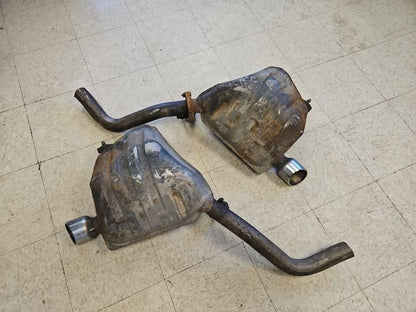 2011 - 2013 Jeep Grand Cherokee 5.7L V8 Left Right Exhaust Muffler Pair w/ Tips