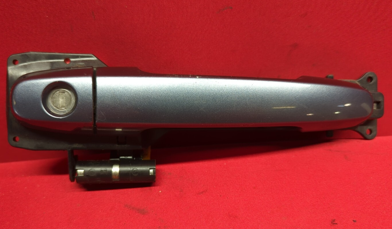 2001 - 2007 FRONT LEFT Exterior Door Handle 8N6 Bluestone Metallic 69202-52010