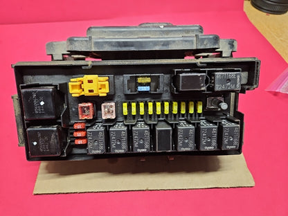 2005 Jeep Grand Cherokee 5.7L V8 Hemi Integrated Power Fuse Box & Module TIPM