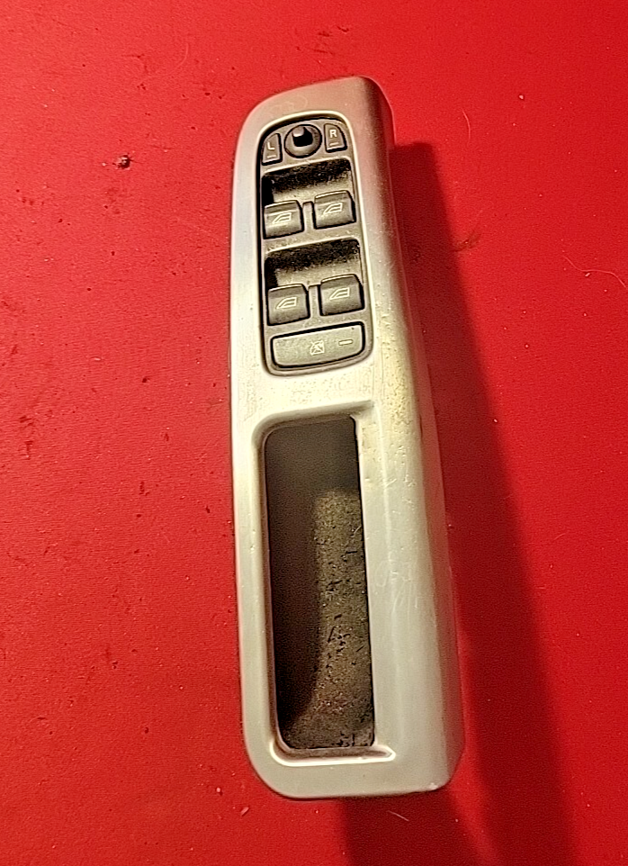2004 2005 2006 Volvo S40 Front Left Driver Master Window Mirror Switch 307734301