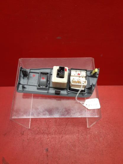 2001-2005 Toyota Rav4 Mirror Instrument Dash Switch Panel Assembly 55446-42020