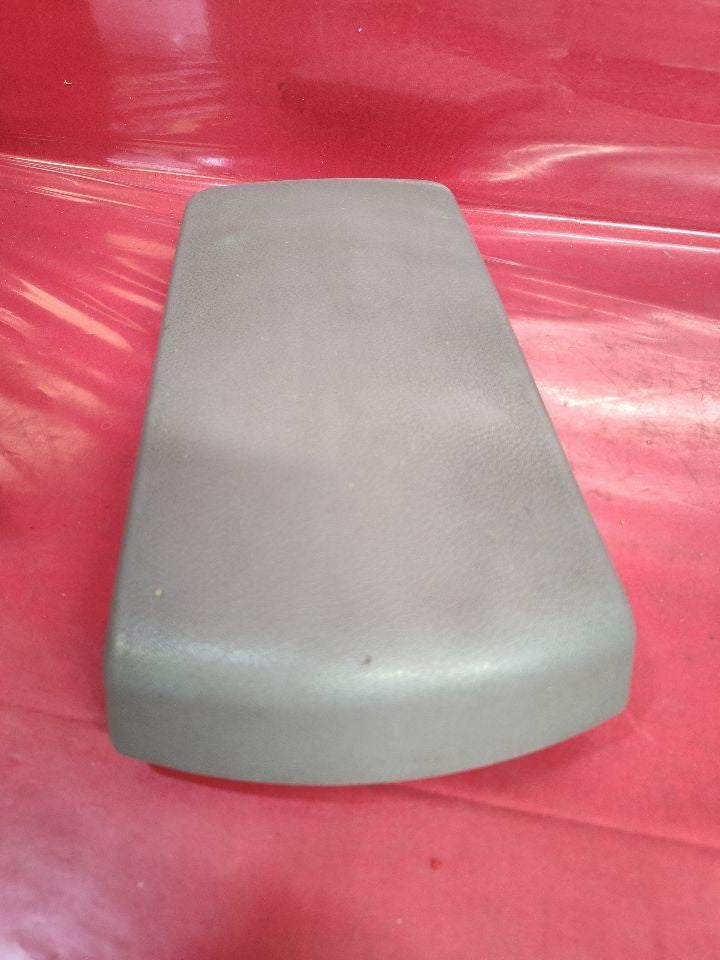 2004-2009 Dodge Durango Floor Center Console Arm Rest Lid w/ Button