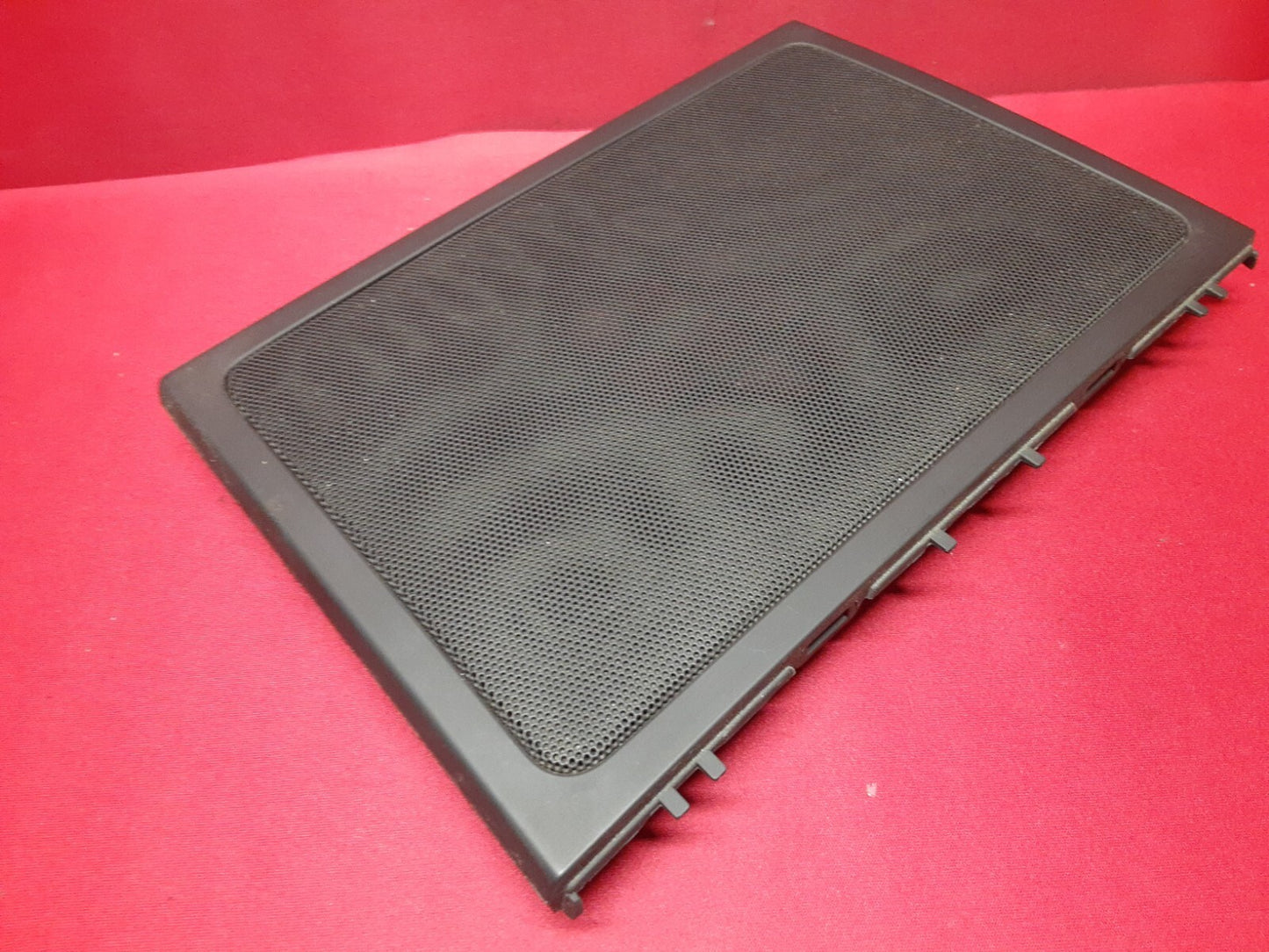 2011 - 2013 Kia Sorento Center Dash Speaker Grille Cover Black 84715-2P100-VA