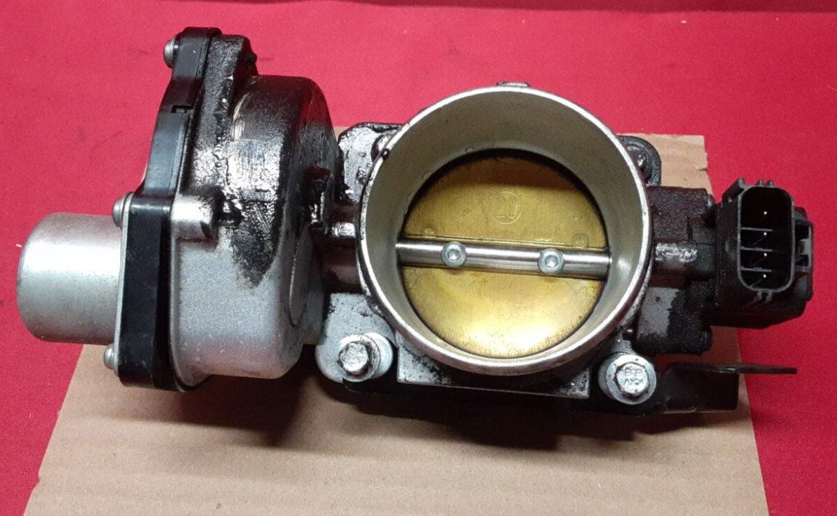 2010 - 2019  Ford Lincoln Throttle Body Fits Many Models AA5Z-9E926-A