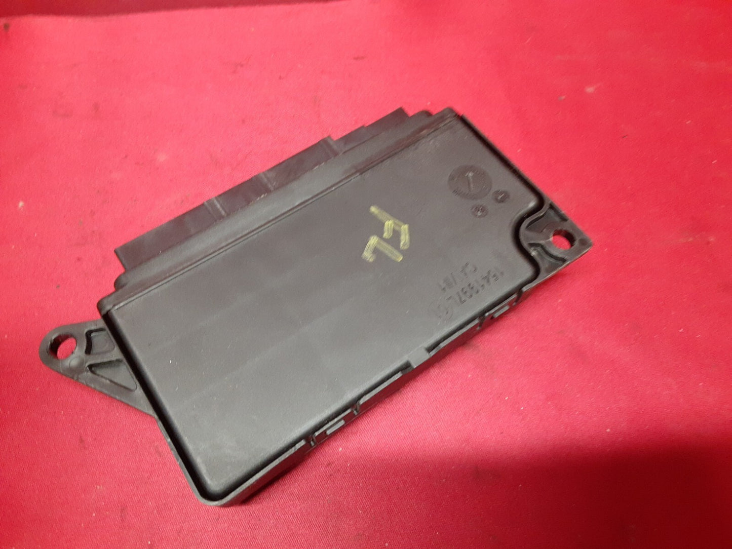 2006 2007 Cadillac CTS FRONT Left or Right Door Lock Control Module 15251258