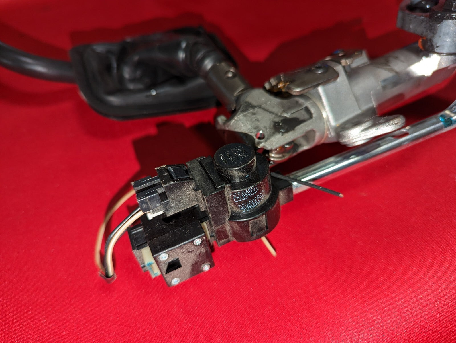 2008 - 2013 Savana / Express Steering Column Gear Shifter Lever Assembly