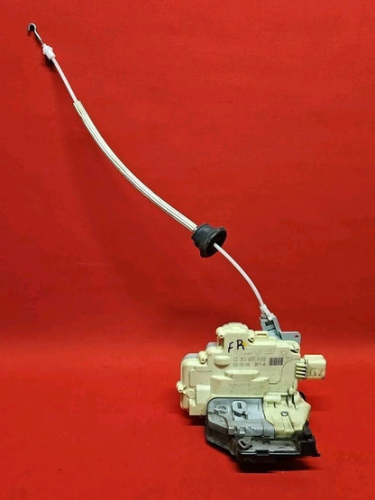 2007 - 2010 Audi Q7 Front Right Passenger Door Latch Lock Actuator 3C1-837-016-B