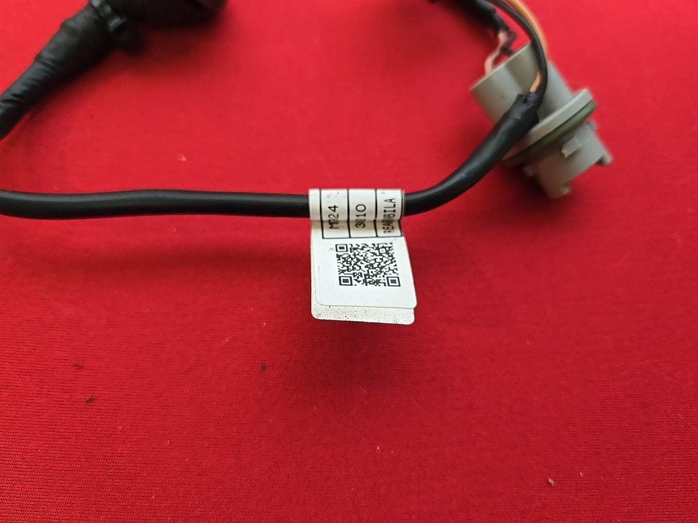 2019-2024 Kia Forte Left or Right INNER Incandescent Tail Light - SOCKET HARNESS