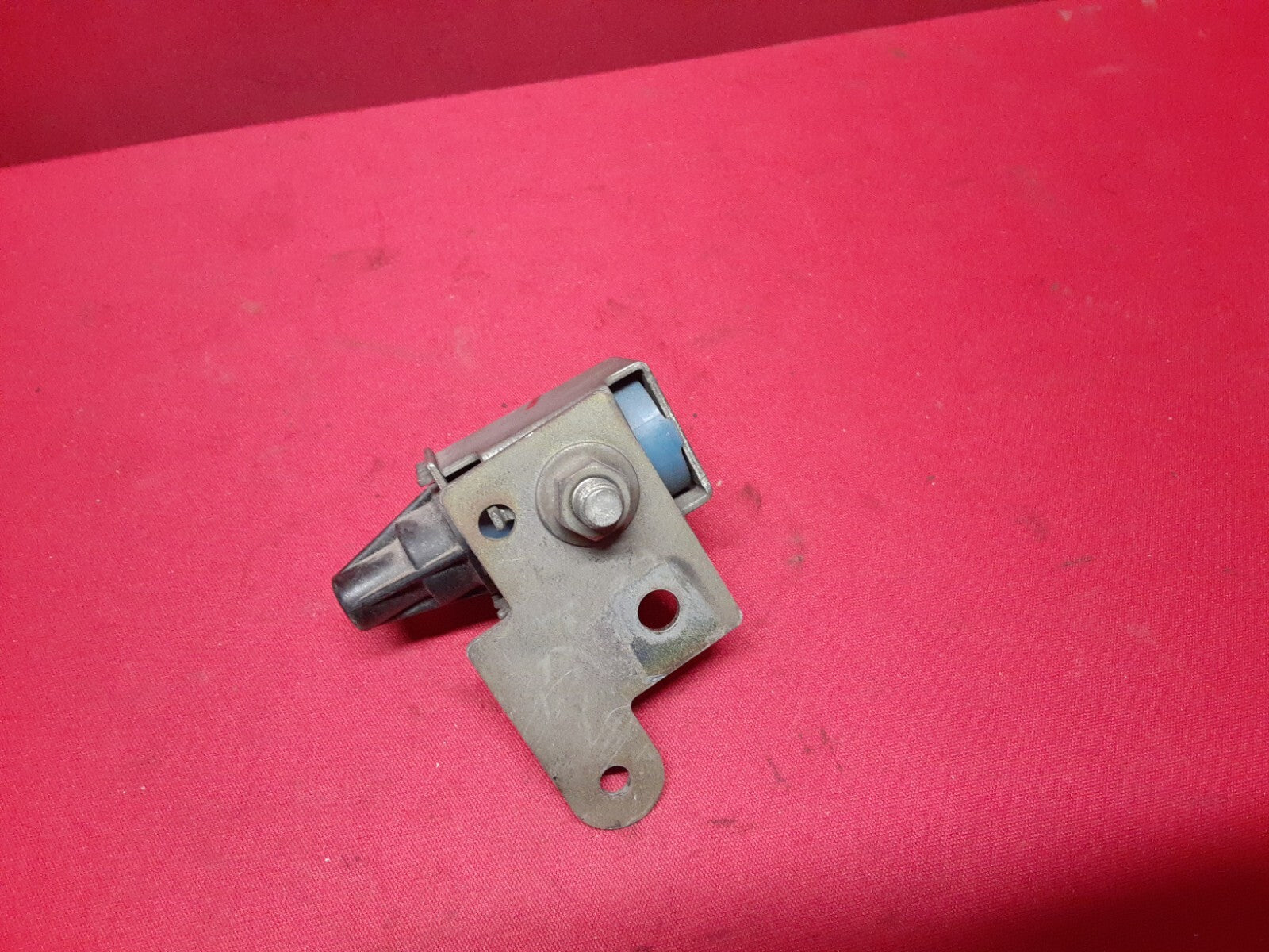 1998 - 2006 Nissan / Infiniti Vapor Purge Valve Solenoid 14930-9E01A / A83-600