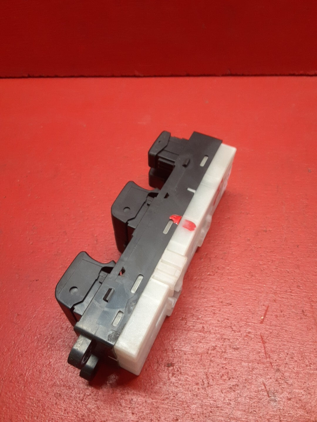 2005 2006 2007 Nissan Pathfinder Front Left Master Window Switch 25401-9W100