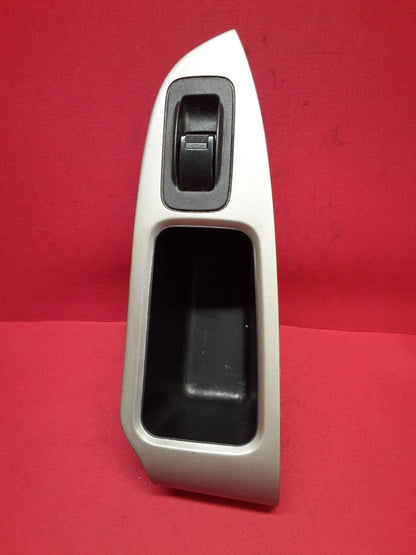 2006 - 2008 Honda Pilot FRONT PASSENGER SIDE WINDOW SWITCH w/BEZEL 83511S9VA10ZA