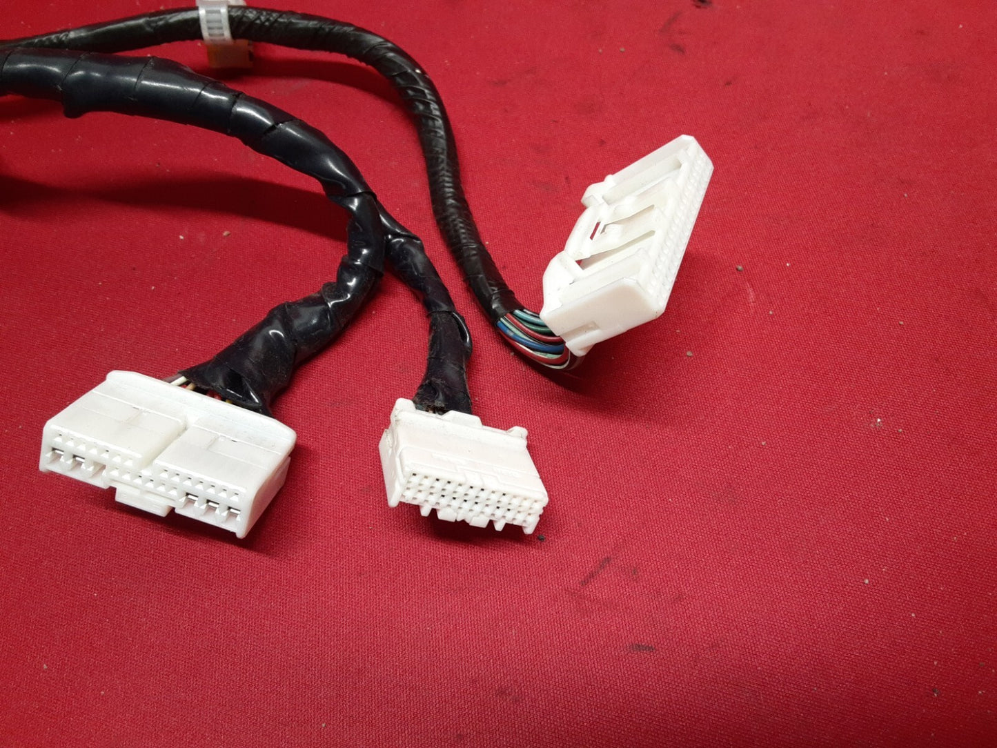 2011 - 2018 Infiniti Climate Control Amplifier Module Unit 27760-1MA0C  PIGTAILS