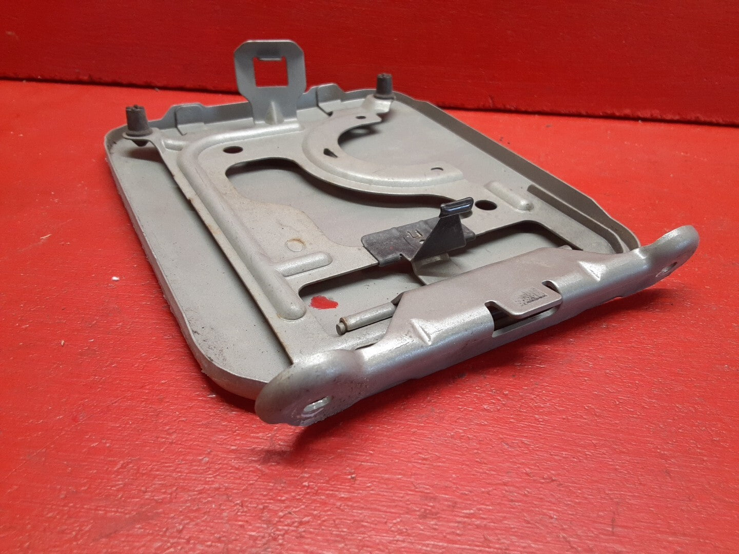 2000 - 2006 Nissan Sentra Fuel Filler Door Lid and Gas Cap