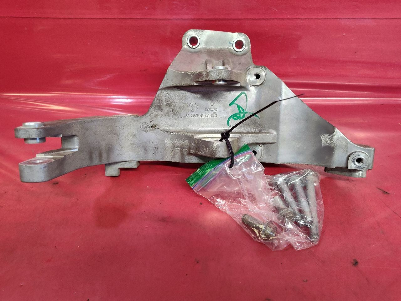 2012-2019 Fiat 500 Alternator / Compressor Bracket w/ Bolts SET - 67k Miles