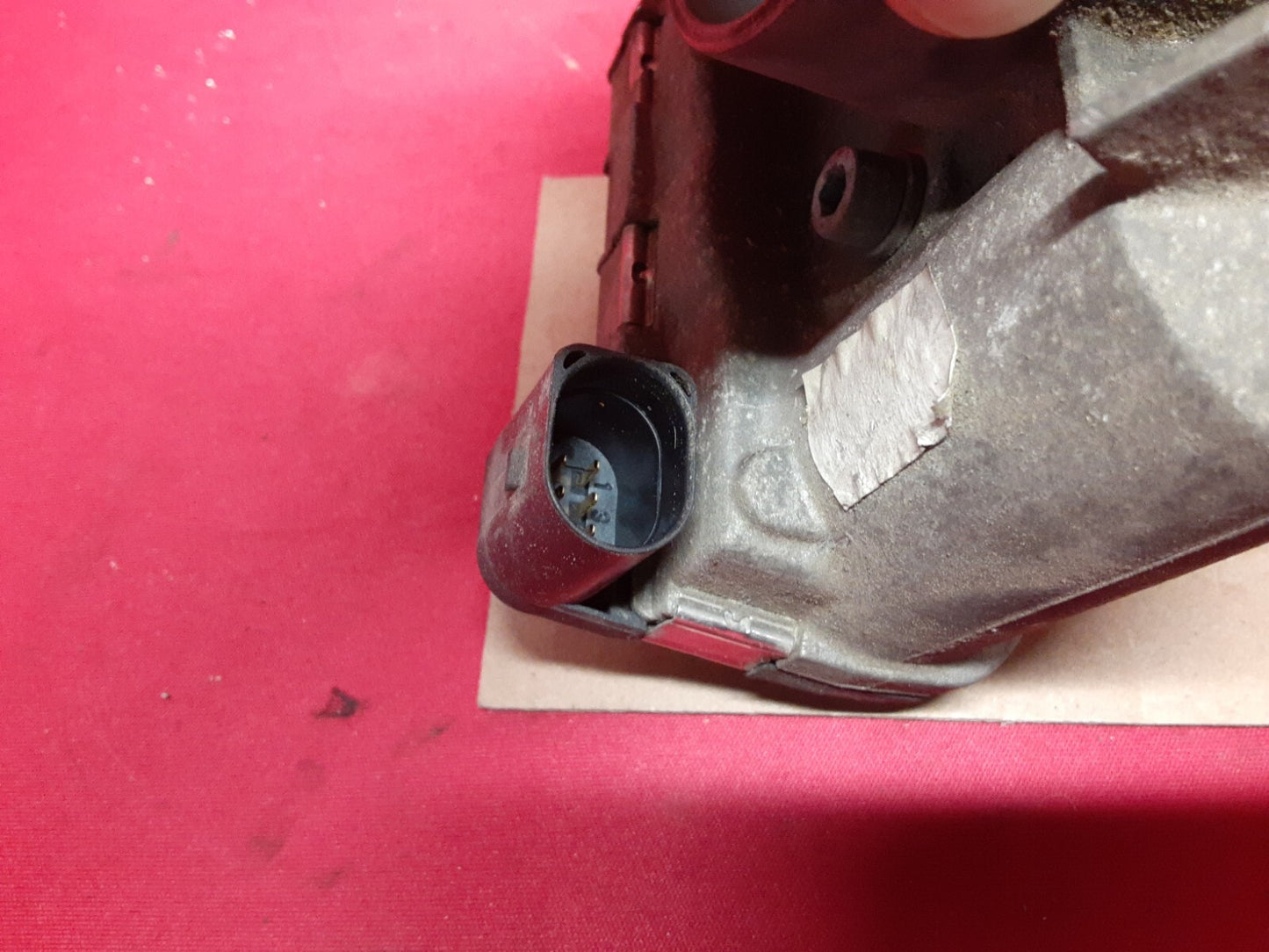 2001 - 2012 Audi 2004 - 2009 Volkswagen VW 4.2L V8 Throttle Body 	077-133-062-A
