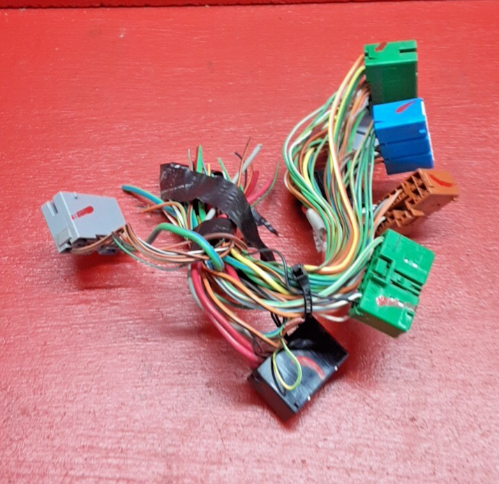 2005 Ford Focus Interior Fuse Junction Block Assembly Pigtails 4S4Z14A068AA