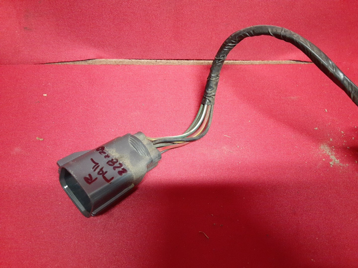 2010 2011 Land Range Rover Sport RIGHT PASSENGER Tail Light Lamp PIGTAIL WIRE